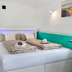 Spawo Mit Sauna Und Whirpool Apartment