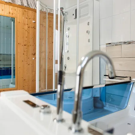 아파트 Spawo Mit Sauna Und Whirpool