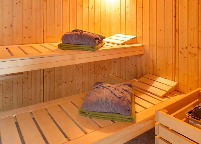 Spawo Mit Sauna Und Whirpool *